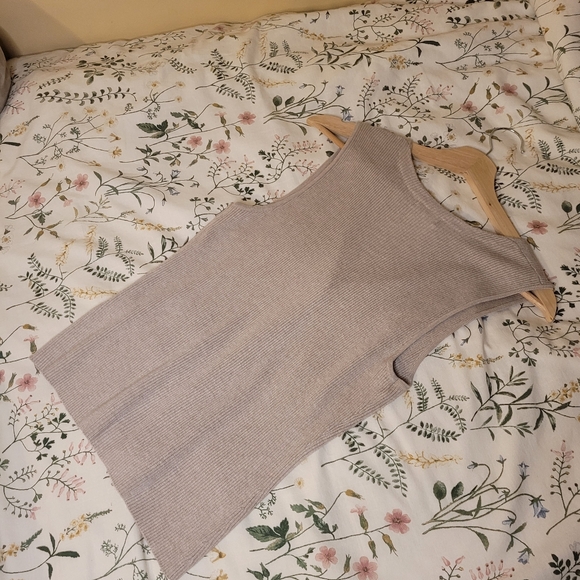 Reitmans Beige Ribbed Button-Front Tank Top - Picture 6 of 6